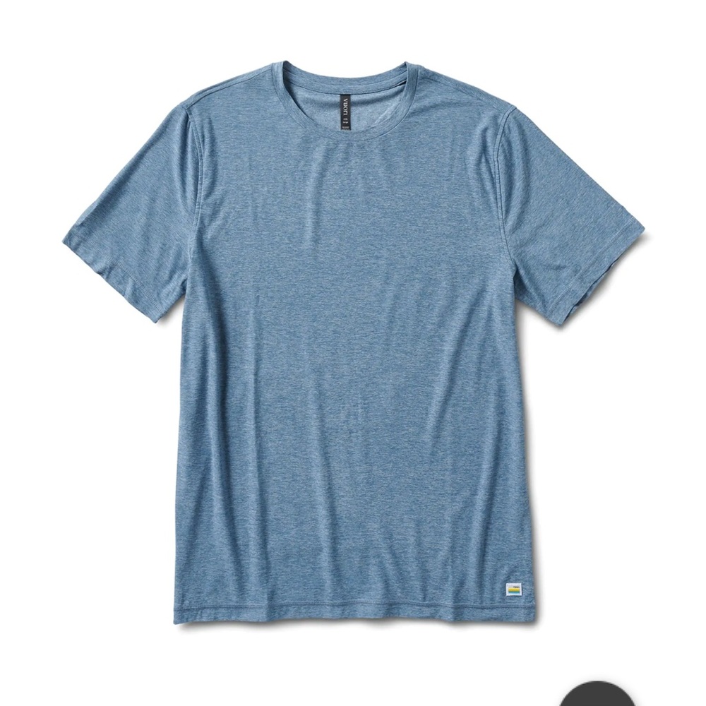 VGUC Vuori strato tech tee in cloud heather. Size Large.